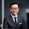 杏吧探花安全合规负责人陈建国的正式照片，严谨专业，展现平台安全保障的可信度